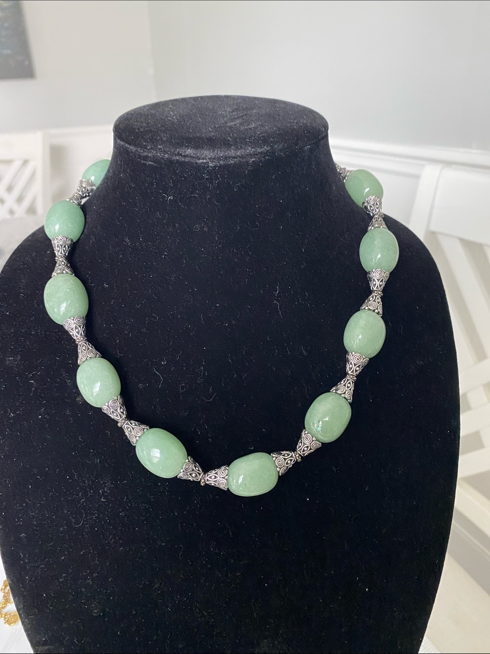 Elegant Green Gemstone Necklace with Silver Filigree Accents